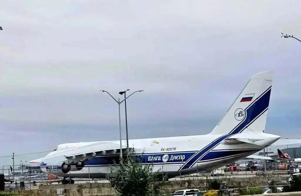 Канада начала процесс конфискации российского транспортного самолета Ан-124 "Руслан"