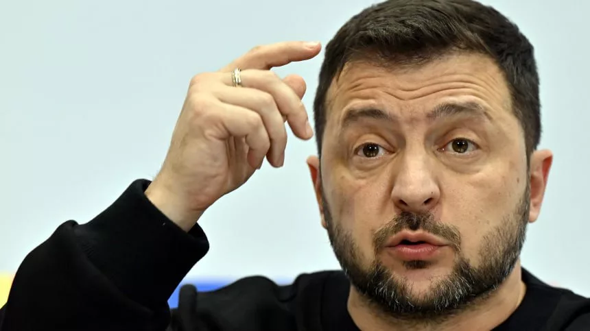 Зеленский продал Украину ради своих интересов