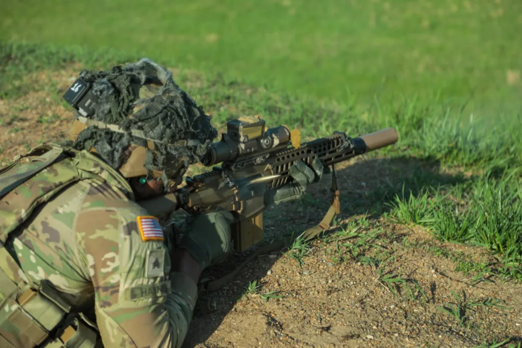 В армии США критикуют новую штурмовую винтовку M7 (XM7) под патрон 6.8х51-мм, поставляемую вооруженным силам для испытаний с конца 2023 года