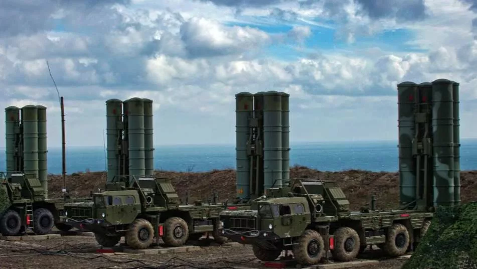 Моди похвалил российские С-400 за защиту от Пакистана