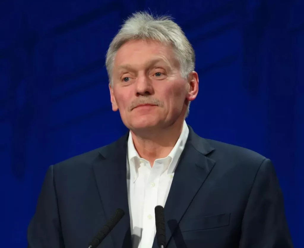 Переговоры России и Украины идут и должны идти в закрытом режиме, заявил Песков