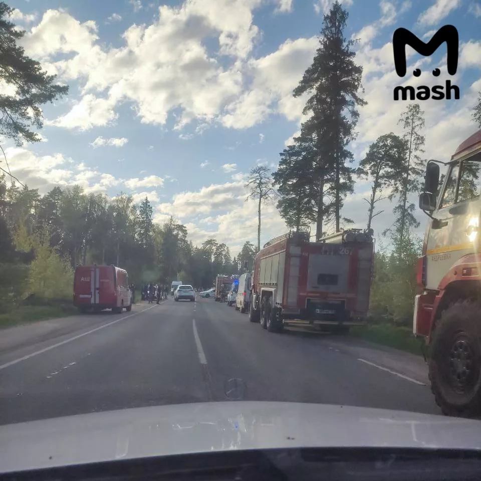 Беспилотник сбили вблизи московского Зеленограда. Со слов очевидцев, дрон упал в 18:30 рядом с селом Алабушево