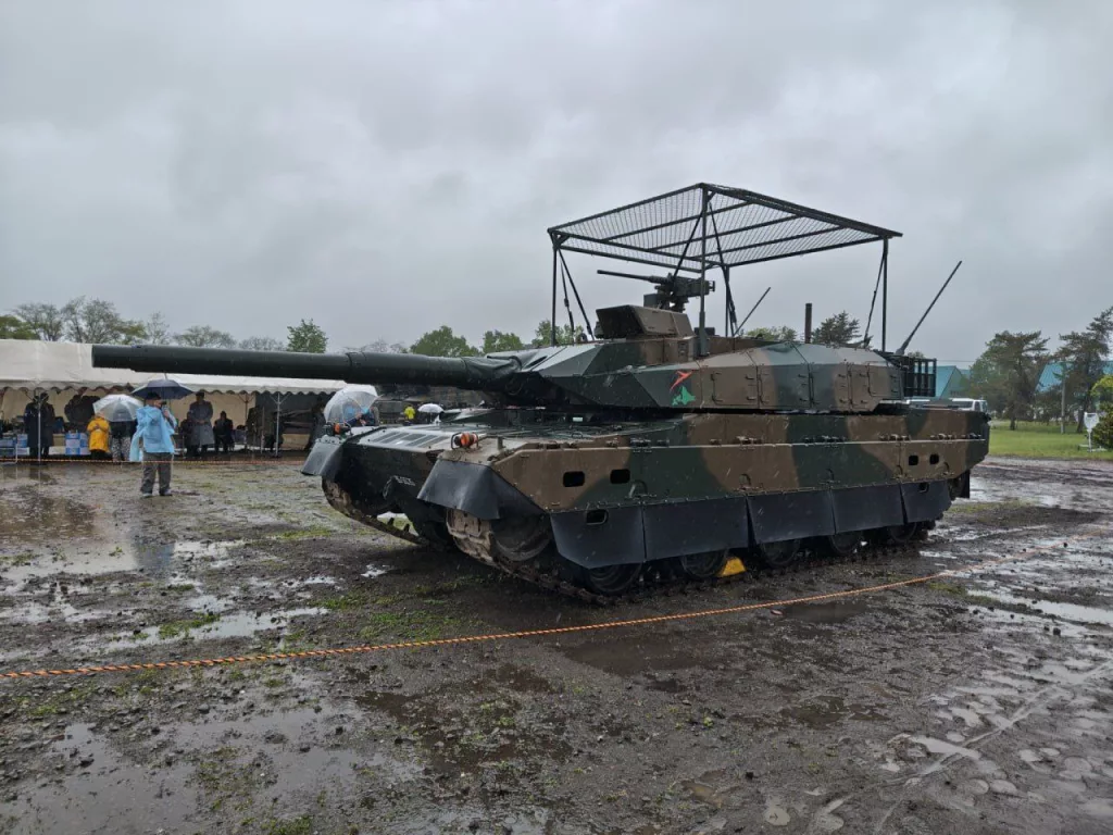 Мода на антидронные навесы дошла до Японии