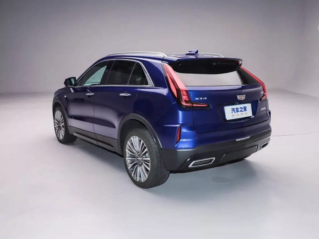 Новый Кадиллак в Китае оказался дешевле Lada Aura