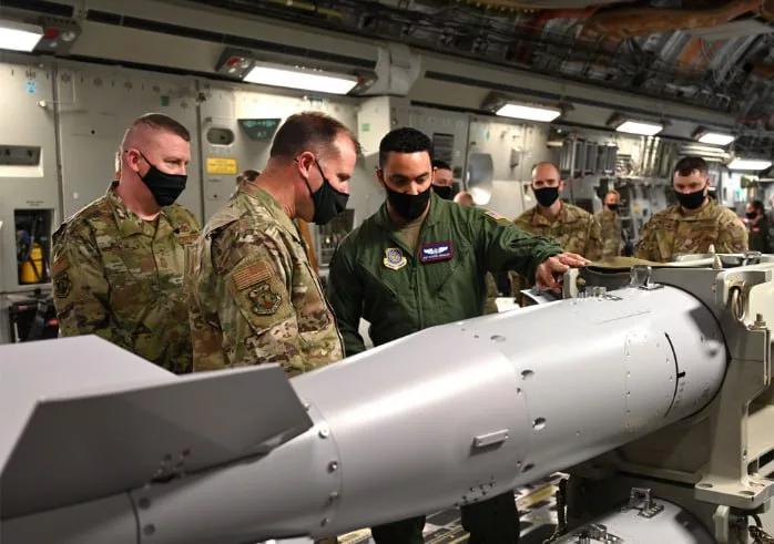 Новая угроза: как B61-13 усилит ядерный арсенал США