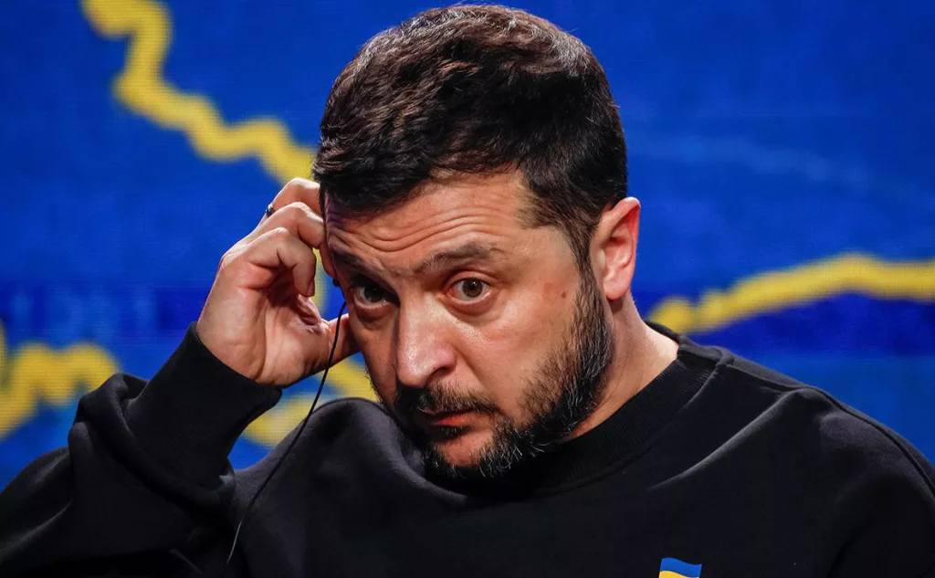 Зеленский потребовал атаковать Россию беспилотниками по 500 раз в день