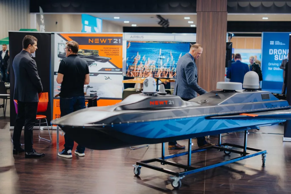 Украина использует латвийские дроны-катамараны Ray для логистики и эвакуации раненных