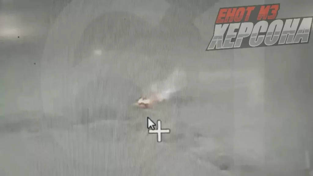 Уничтожение FPV-дронами САУ «Богдана» на шасси Tatra Phoenix в районе села Томина Балка Херсонской области