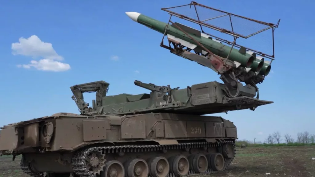 Пуско-заряжающая установка 9А316 из состава ЗРК 9К317 «Бук-М2» группировки войск «Восток»