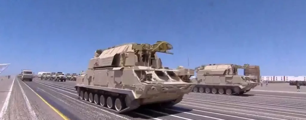 В Ливии прошел масштабный парад с кучей разнообразной российской и советской техники, в том числе новой