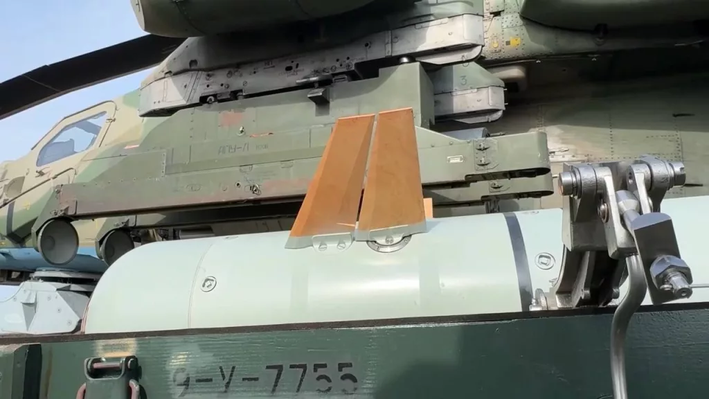 Вылет ударного вертолета Ми-28НМ на боевое применение лёгкой многоцелевой управляемой ракеты Х-39 («Изделие 305») в зоне ответственности группировки войск «Восток»