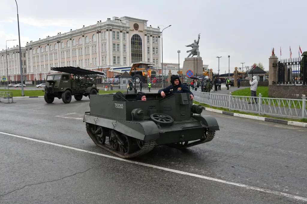 Как всегда Верхняя Пышма радует великолепной подборкой исторической военной техники отечественного и западного производства, многие образцы которой мало где можно увидеть на ходу