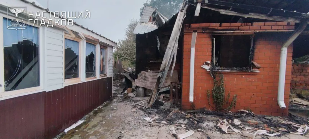 Белгородская область. Губернатор: В селе Нижнее Берёзово-Второе Шебекинского округа дрон атаковал легковой автомобиль — транспортное средство повреждено