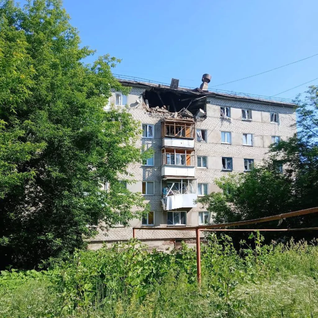 Взрыв газа в пятиэтажке в Серове: эвакуация 240 человек и четверо пострадавших