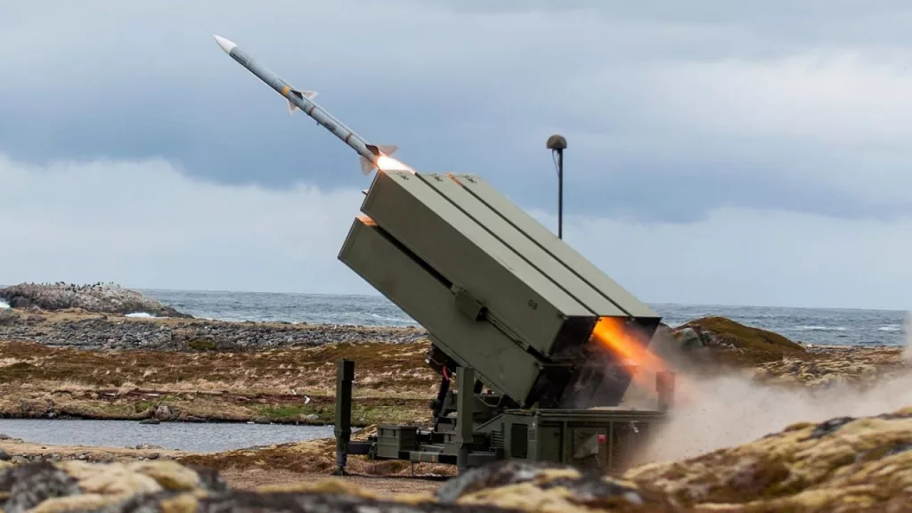 Норвежская оборонная компания Kongsberg открыла офис на Украине и профинансирует создание серийного производства зенитных ракет