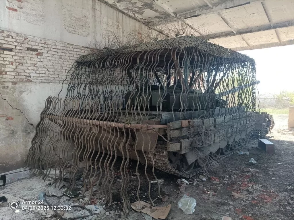 Российский Т-72Б3 в модификации "доширак"