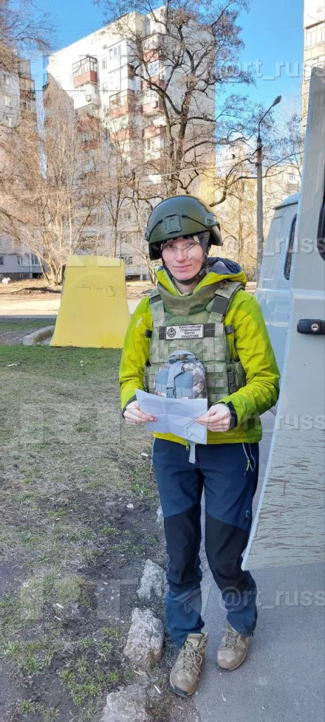 Волонтёры под обстрелом спасли бойца, которому оторвало ногу