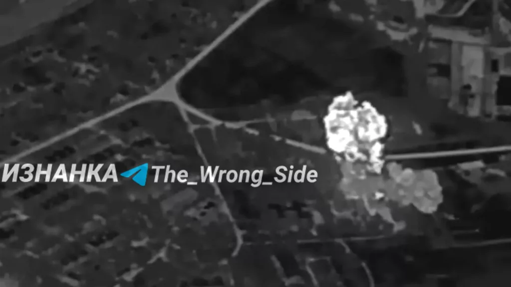 Удары ОТРК "Искандер-М" по объектам ВСУ в районе Дружковки и Святогоровки, а также уничтожение склада боеприпасов "Геранью" в районе Варваровки