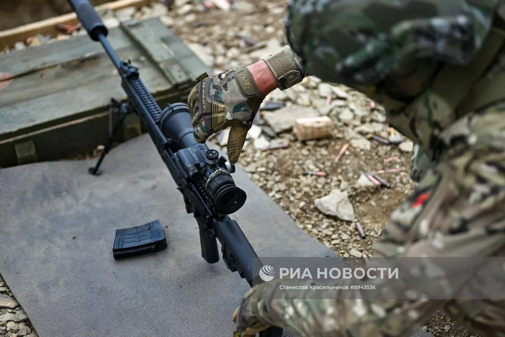 Подготовка снайперов группировки войск «Центр» с винтовками СВЧ и DVL-5 «Опустошитель» от Lobaev Arms
