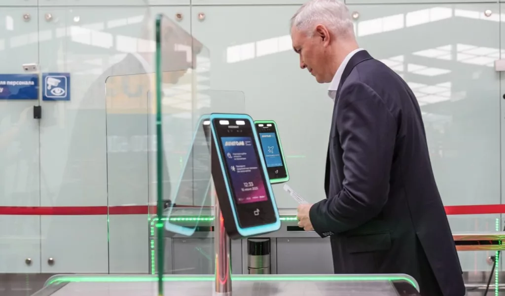 В России тестируют посадку на авиарейсы по биометрии без паспорта