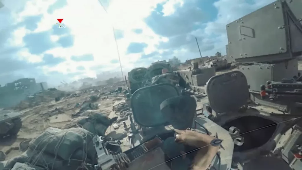 А это уже гораздо более успешная засада ХАМАС на израильскую бронетехнику