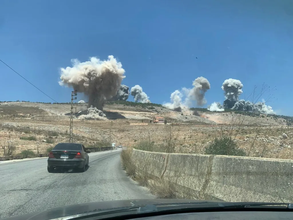 Израильская авиация наносит удары по югу Ливана. Военно-воздушные силы Израиля проводят операцию против группировки «Хезболла» на территории Ливана