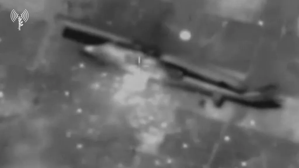 Заявлено как уничтожение 5 ударных вертолетов AH-1J (или их иранской версии Toufan) ударами ВВС Израиля