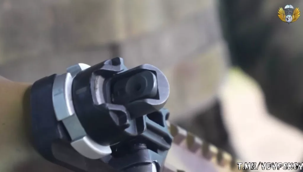 Испытания нового АК-12К военнослужащими 76-й дивизии ВДВ на кадрах от vdvpskov