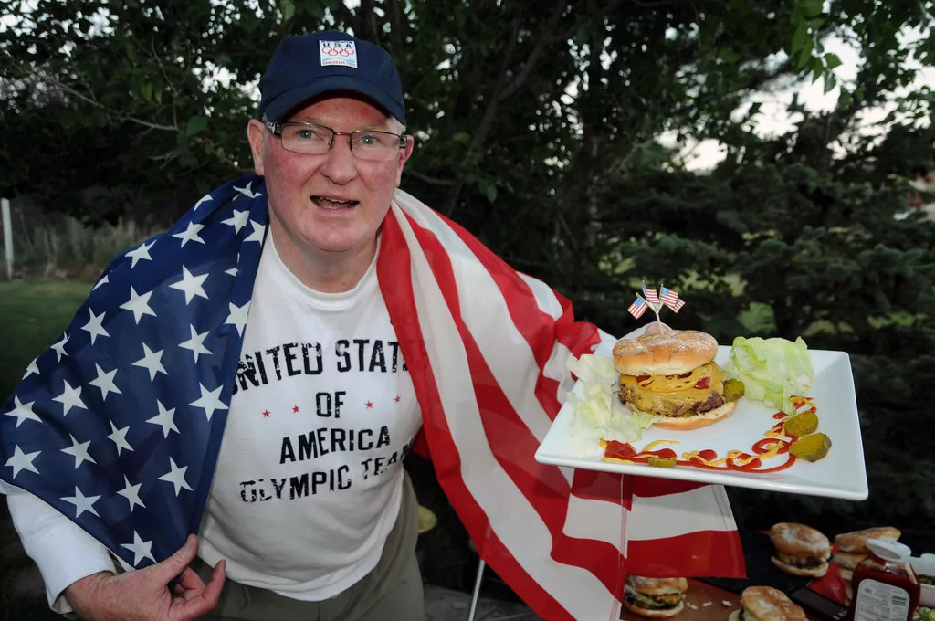 Американцы готовят дома как во время пандемийного локдауна
