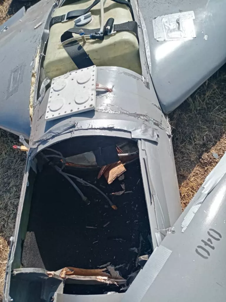 Иранский дрон-камикадзе «Arash-2», упавший в районе сирийского города Айн-эз-Зебда в провинции Эль-Кунейтра