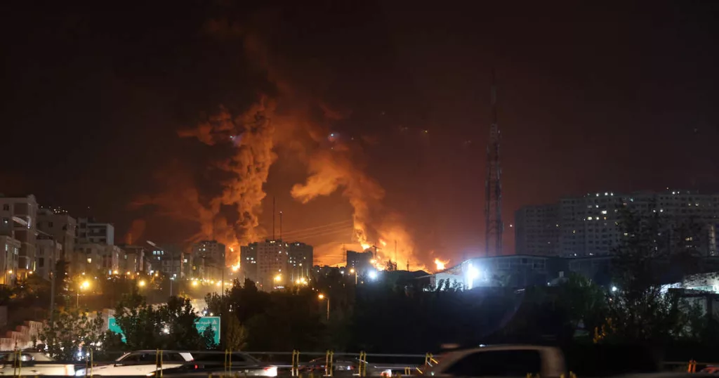 Иран и Израиль обменялись ударами: какие последствия уже известны