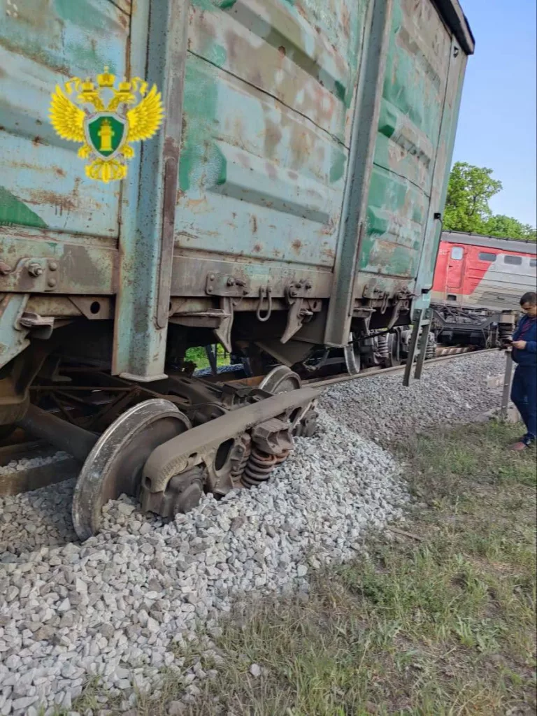 Обрушение ЖД-моста под Курском произошло из-за подрыва - СМИ