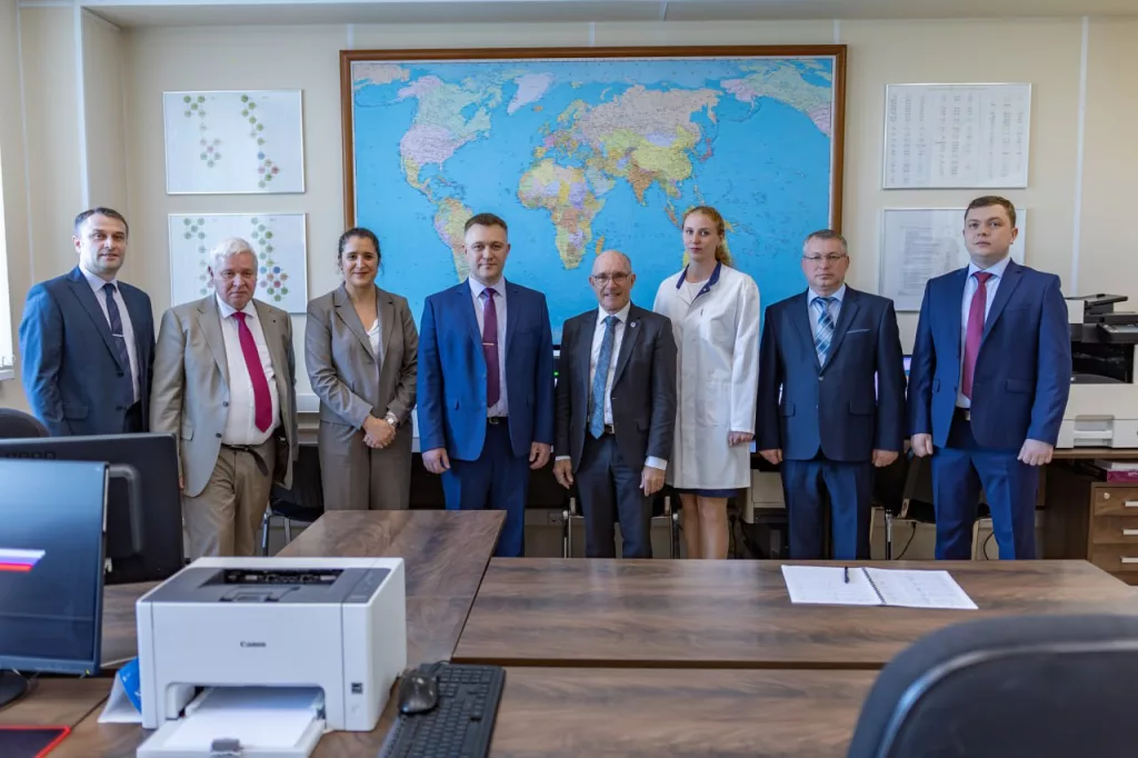 Визит Роберта Флойда в Россию: укрепление сотрудничества по мониторингу ядерных испытаний