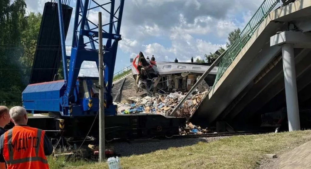 В Брянской области под поезд заложили четыре взрывных устройства – СМИ