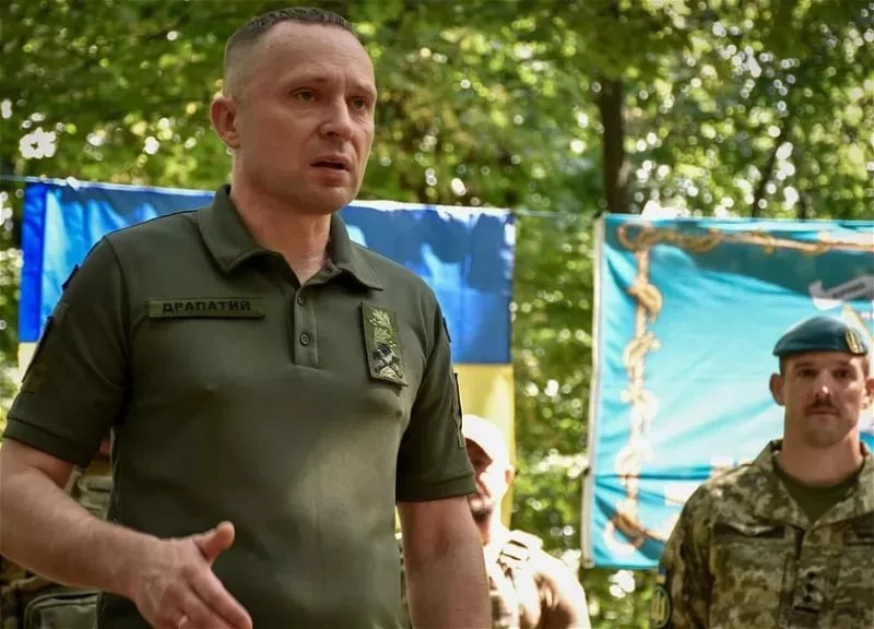 Генерал-майор ВСУ Михаил Драпатый заявил, что Зеленский не принял его отставку с поста командующего Сухопутными войсками Украины