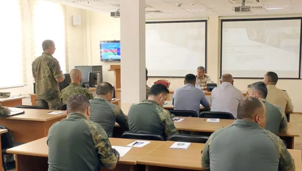 Баку встраивается в НАТО? Азербайджан начал военное сотрудничество с альянсом