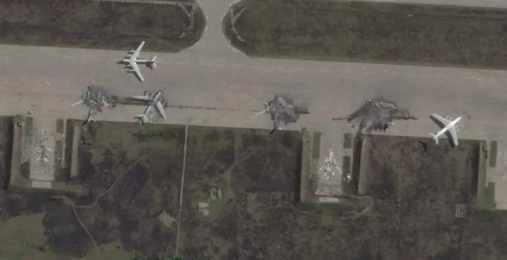 Четкие снимки авиабазы Белая