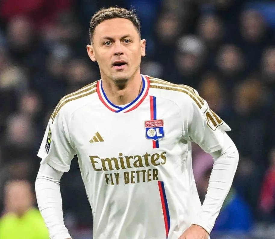 Во Франции дисквалифицировали двух футболистов за отказ поддержать акцию «против гомофобии»