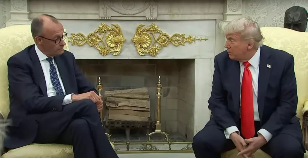 Трамп открыто намекнул на нацистские наклонности Мерца во время встречи в Овальном кабинете