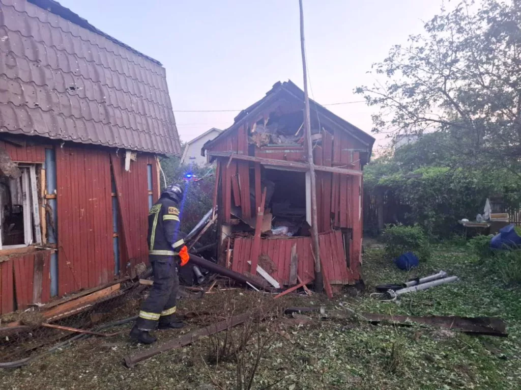 Два человека пострадали при атаке вражеских дронов в Подмосковье, сбито 9 БПЛА