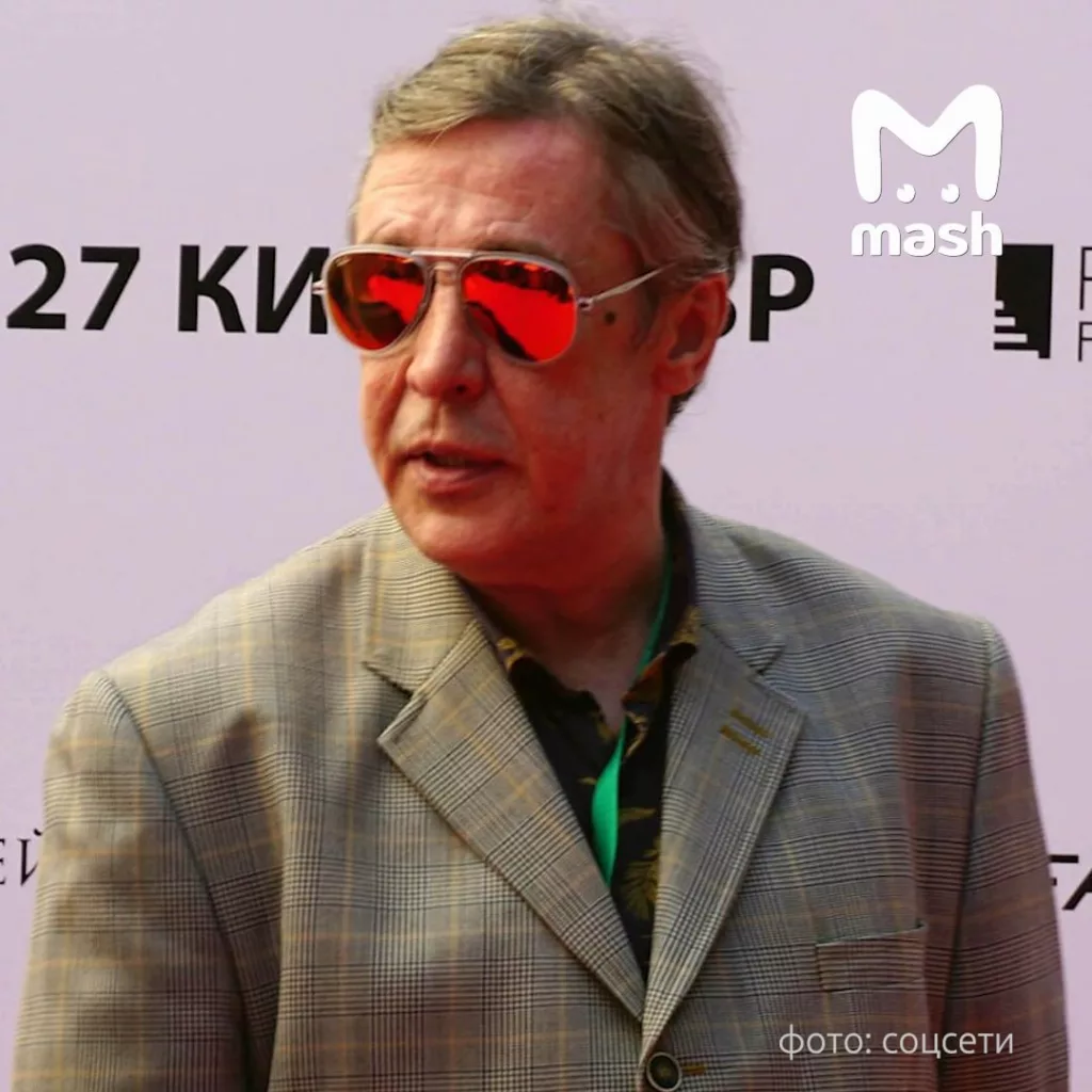 Первая роль Михаила Ефремова после выхода из колонии с гонораром в 13 млн рублей утверждалась около недели. Актёр до последнего хотел больше денег и не соглашался