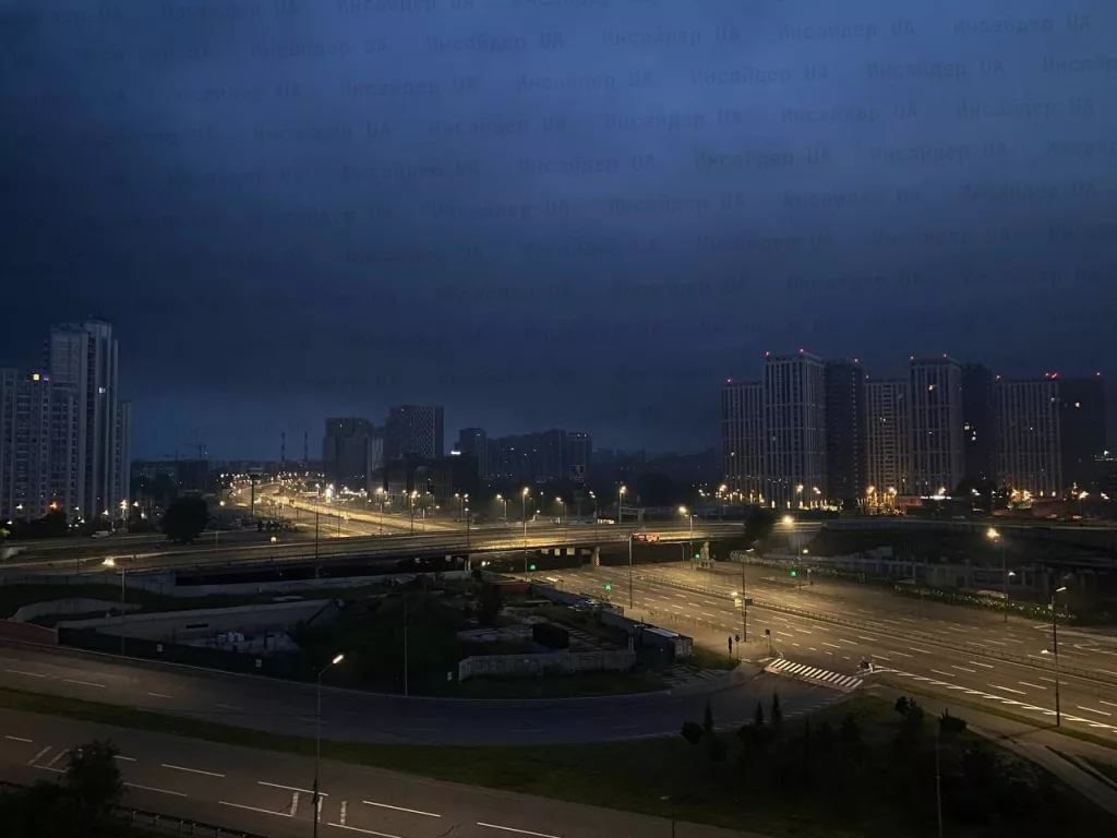 Киев затянуло дымом из-за пожаров в разных районах