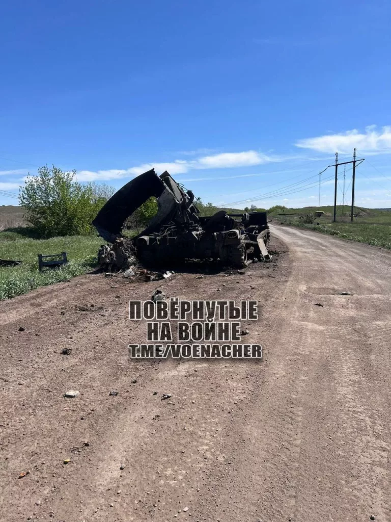 Кадры со стороны противника. Очередная уничтоженная САУ западного производства М109 ВСУ где-то на фронте