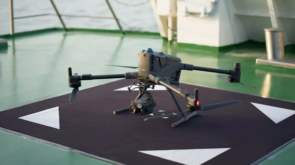 Презентован новый китайский флагман: дрон DJI Matrice 400