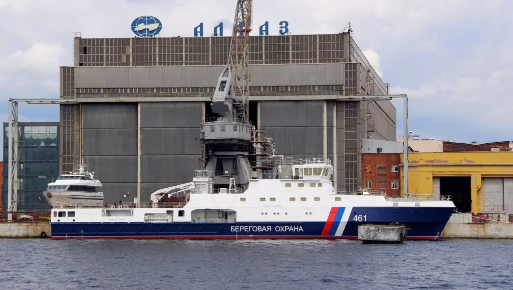 Спущено на воду очередное пограничное патрульное судно "Холмск" (461) проекта 22120 для Пограничной службы ФСБ России