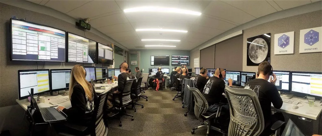 НАТО расширяет возможности спутникового наблюдения за Украиной и границами России с восточными членами альянса, заявил верховный главнокомандующий НАТО по трансформации Пьер Вандье