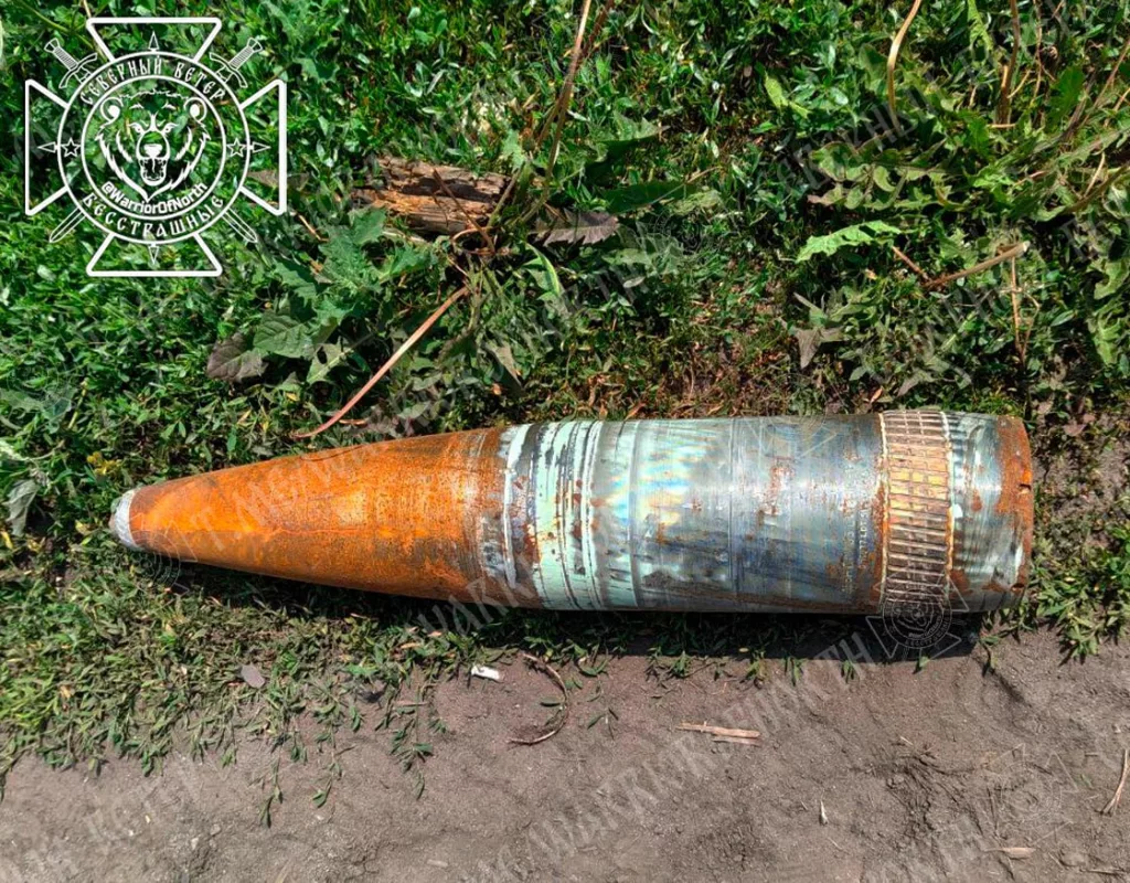 Разминирование освобожденных территорий Суджанского приграничья продолжается: на кадрах немецкий снаряд с отравляющим веществом