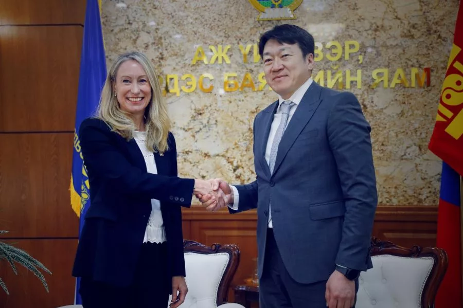 Как британцы выбьют монголам почву из-под ног