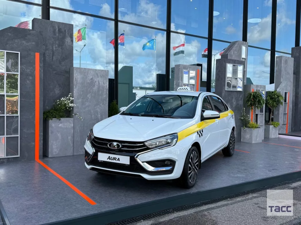 АвтоВАЗ показал, как теперь будут выглядеть почти все такси в России