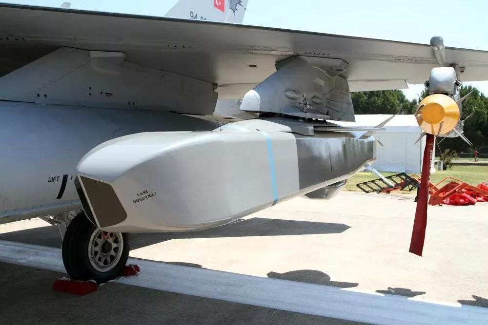 Возвращаясь к разговору о модернизации оружия и повышения эффективности российской штурмовой авиации снова обратим свое внимание на результаты дружбы Турции и Азербайджана